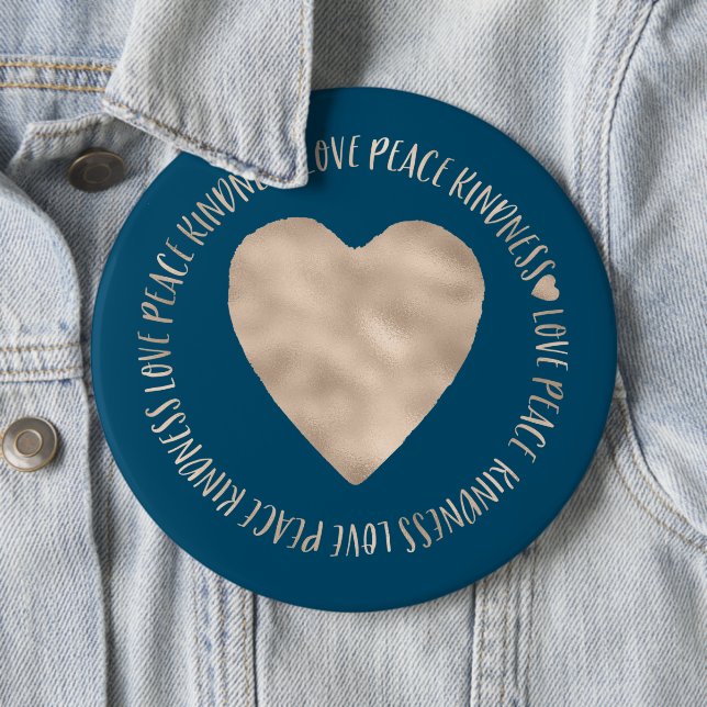Macaron Rond 15,2 Cm Blue Gold Love Peace Kindness Coeur inspiré (En situation)