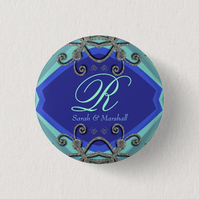 Macaron Rond 2,50 Cm Boucles de papillon Aqua+Bouton Monogramme Bleu (Devant)