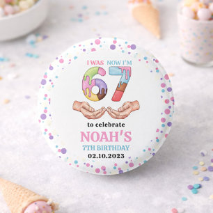 Macaron Rond 2,50 Cm Fête d'anniversaire "Six Sept" pour enfants - 7 an
