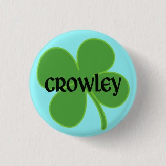 Macaron Rond 2,50 Cm Pin turquoise de Crowley avec le shamrock