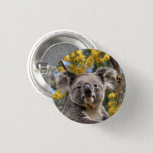 Macaron Rond 2,50 Cm "Repose en or : Un Koala dans un arbre à bétail"