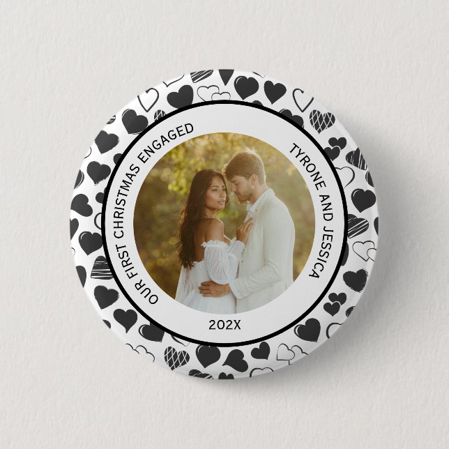 Macaron Rond 5 Cm Black and White Couples First Christmas Engaged  (Devant)