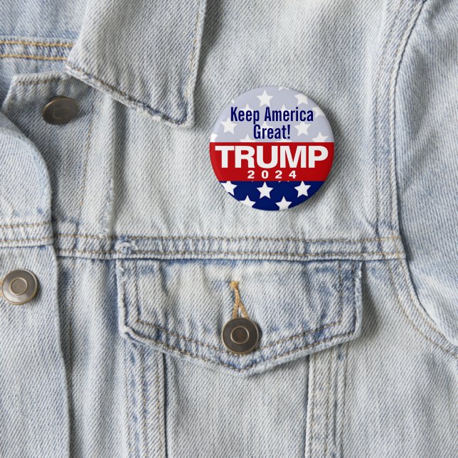 Macaron Rond 5 Cm Bouton Garder l'Amérique grand Trump 2024 (En situation)