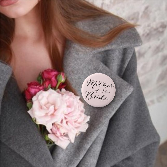 Macaron Rond 5 Cm Bouton Mère de la mariée Mariage fête de la mariée (MOTHER OF THE BRIDE Classic Script Calligraphy Wedding Bridal Party Pin Button @ fatfatin_blue_knot)