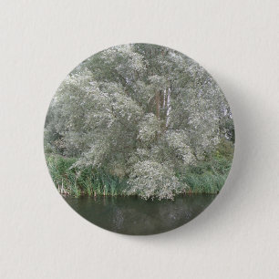 Macaron Rond 5 Cm Bouton Paysage de l'arbre blanc et de la rivière
