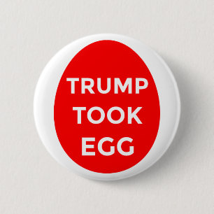 Macaron Rond 5 Cm Bouton rouge Oeuf pris par Trump