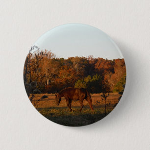 Macaron Rond 5 Cm Cheval Brown rouge, bois d'automne.