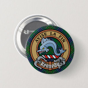 Macaron Rond 5 Cm Clan Kennedy Crest sur Tartan
