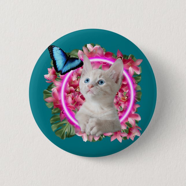 Macaron Rond 5 Cm Cute Kitten avec papillon bleu sur néon tropical (Devant)