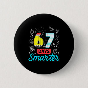 Macaron Rond 5 Cm Drôle 67 Jours Plus Intelligent Six Sept Mème Ense