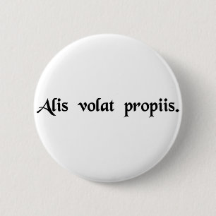 Macaron Rond 5 Cm Elle vole avec ses propres ailes