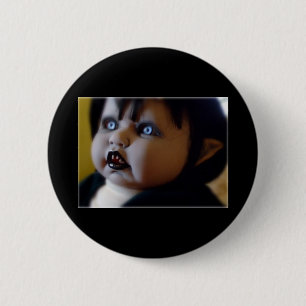 Macaron Rond 5 Cm goupille de poupée d'horreur