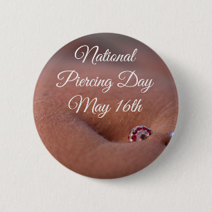 Macaron Rond 5 Cm Jour National du Piercing Mai 16 Funny Holidays Bu