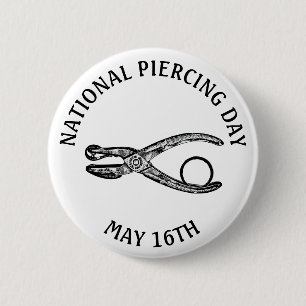 Macaron Rond 5 Cm Jour National du Piercing Mai 16 Funny Holidays Bu