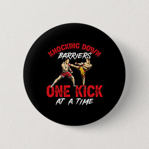 Macaron Rond 5 Cm Kickboxing Kickboxer Renverse Les Barrieres Un Cou