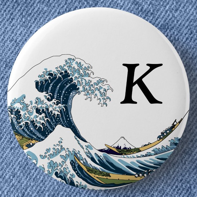 Macaron Rond 5 Cm La Grande Vague au large de Kanagawa : Monogramme (Personalized Monogrammed Great Wave Off Kanagawa Can Badge- Detail View)