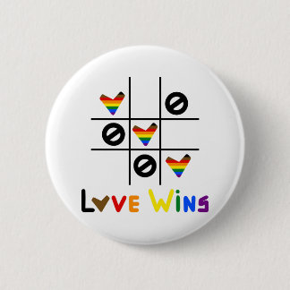 Macaron Rond 5 Cm Love Is Love Tic Tac Toe Rainbow Pride Flag LGBTQ+
