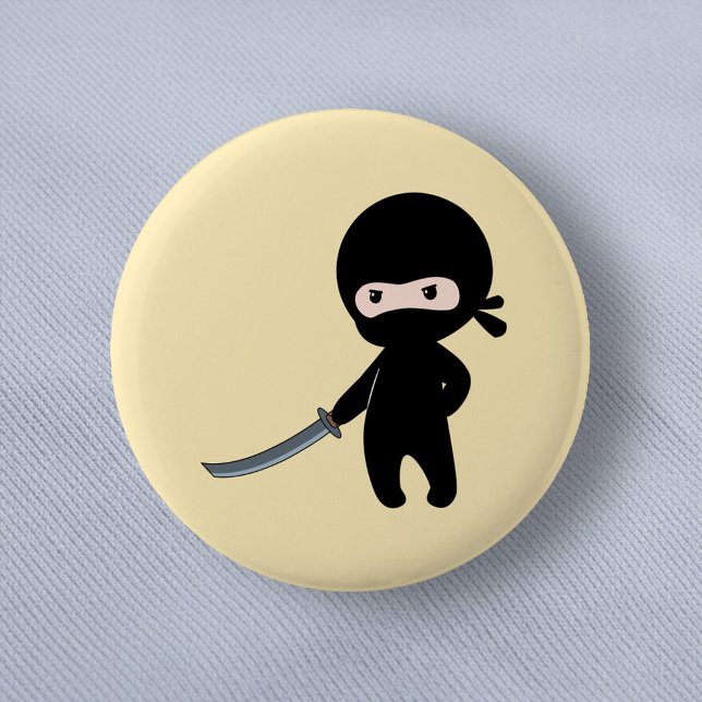 Macaron Rond 5 Cm Ninja minuscule en colère sur jaune (Créateur téléchargé)