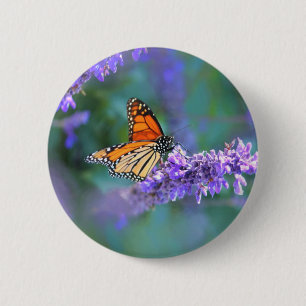 Macaron Rond 5 Cm Papillon monarque sur une fleur de lilas violet