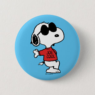 Macaron Rond 5 Cm Snoopy "Joe Cool" debout