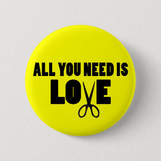 Macaron Rond 5 Cm Tout que vous avez besoin est Pin d'amour
