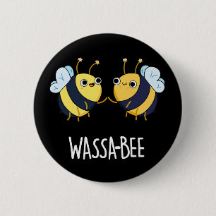 Macaron Rond 5 Cm Wassabee Funny Wasabi Bee Pun Dark BG
