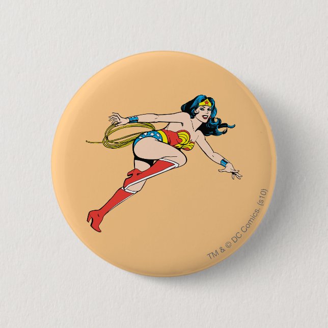 Macaron Rond 5 Cm Wonder Woman bondit à droite (Devant)