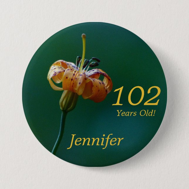 Macaron Rond 7,6 Cm 102 Ans, Nom Golden Lily Button Pinback (Devant)