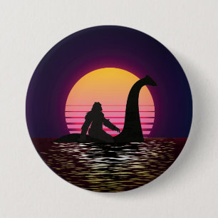 Macaron Rond 7,6 Cm Bigfoot Rétro Riding Le Loch Ness Round