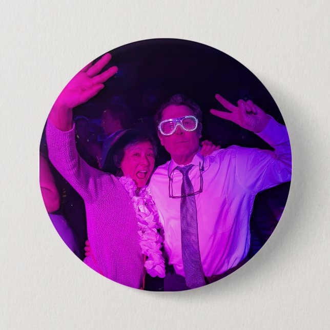 Macaron Rond 7,6 Cm broche de partie (Devant)