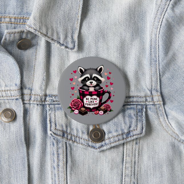 Macaron Rond 7,6 Cm Cute Raccoon Valentine Buffalo Plaid (En situation)