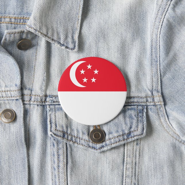 Macaron Rond 7,6 Cm Drapeau de Singapour (En situation)