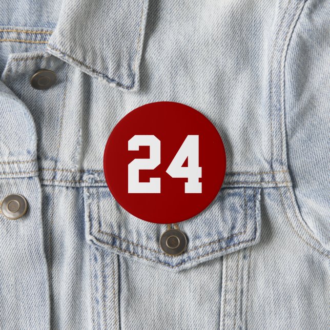 Macaron Rond 7,6 Cm Numéro de jersey Crimson and White Athlete (En situation)