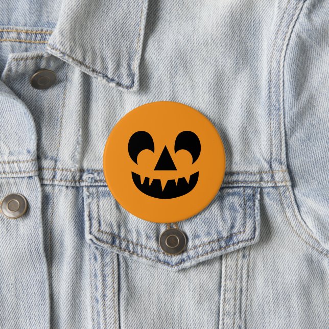 Macaron Rond 7,6 Cm Visage du Citrouille Jack-o'-lantern (En situation)