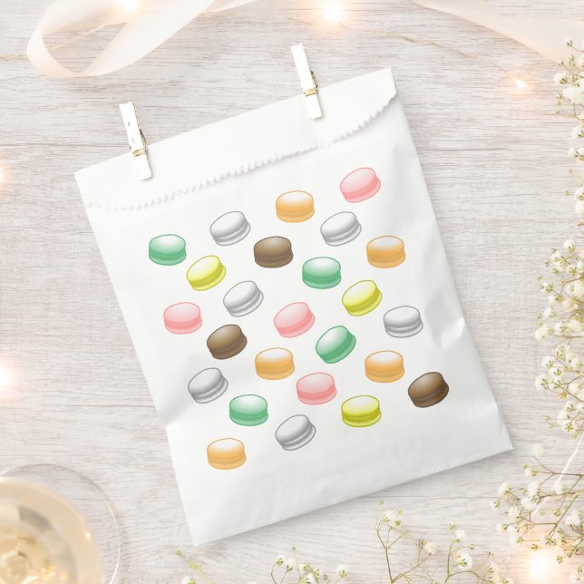 Macarons Sweet 16 Party Favour Bag (Clipped)