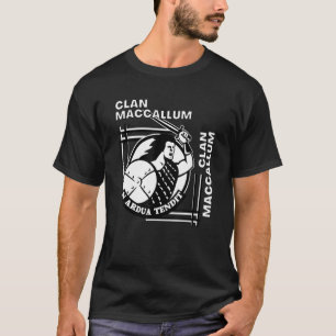 Maccallum Clan Gaelic Motto Swordsman T-Shirt
