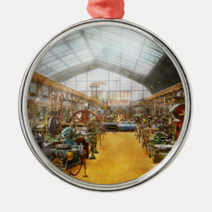 Machinist - It's milling time 1889 Metal Ornament