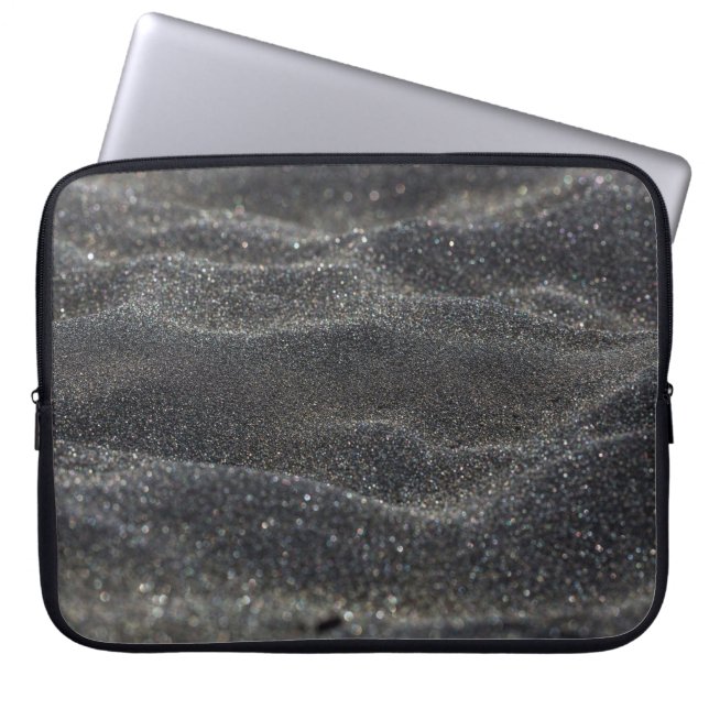 Macro sand black blurred blur laptop sleeve (Front)