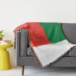 Madagascar flag throw blanket