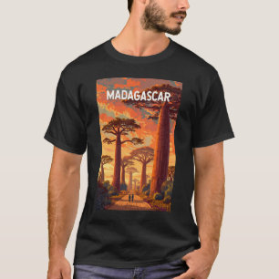 Madagascar Illustration Travel Art Vintage T-Shirt