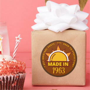 MADE IN 1963 funny birthday gift Classic Round Sticker