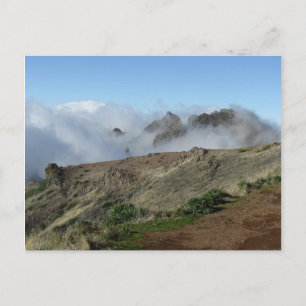 Madère au-dessus de la carte postale des nuages, p
