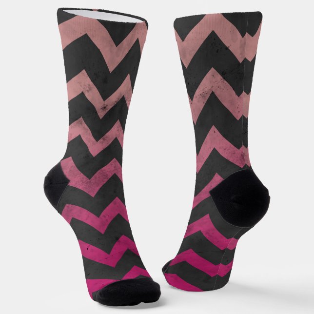 Magenta pink red ombre dark grey chevron pattern socks (Angled)