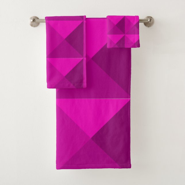 Magenta Pyramids  Bath Towel Set (Insitu)