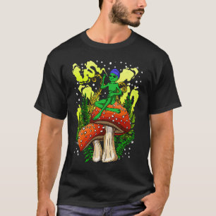 Magic Mushroom Alien  Funny Alien Acid Trip Ufo T-Shirt