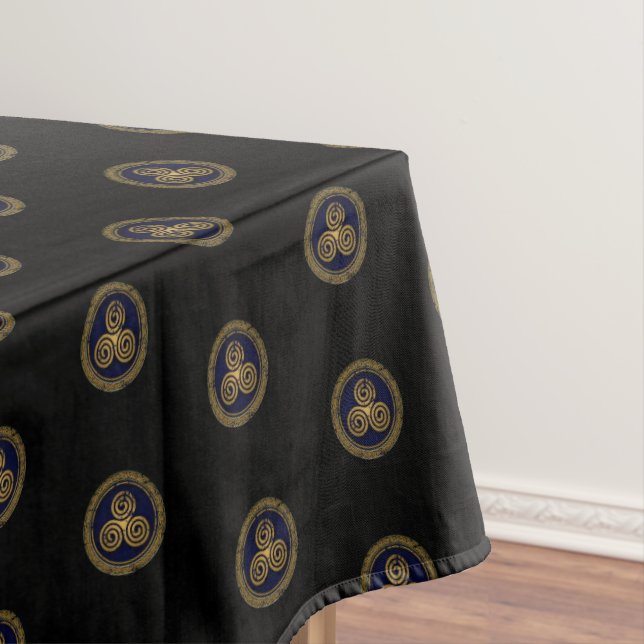 MAGICAL CELTIC SWIRLS CIRCLE TABLECLOTH (In Situ)