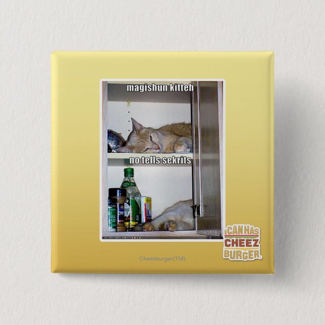 Magishun Kitteh 2 Inch Square Button (Front)