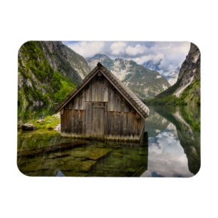 Magnet Flexible Boathouse dans le lac Obersee dans les Alpes en Al