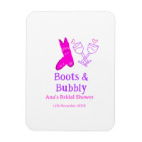 Bottes et bouteille de champagne pétillant enterre