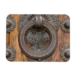 Magnet Flexible Connecteur métallique sur la vieille porte en bois